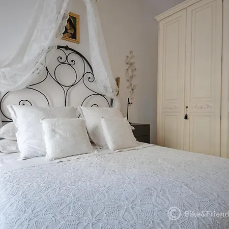 Civico 46 Apartment *